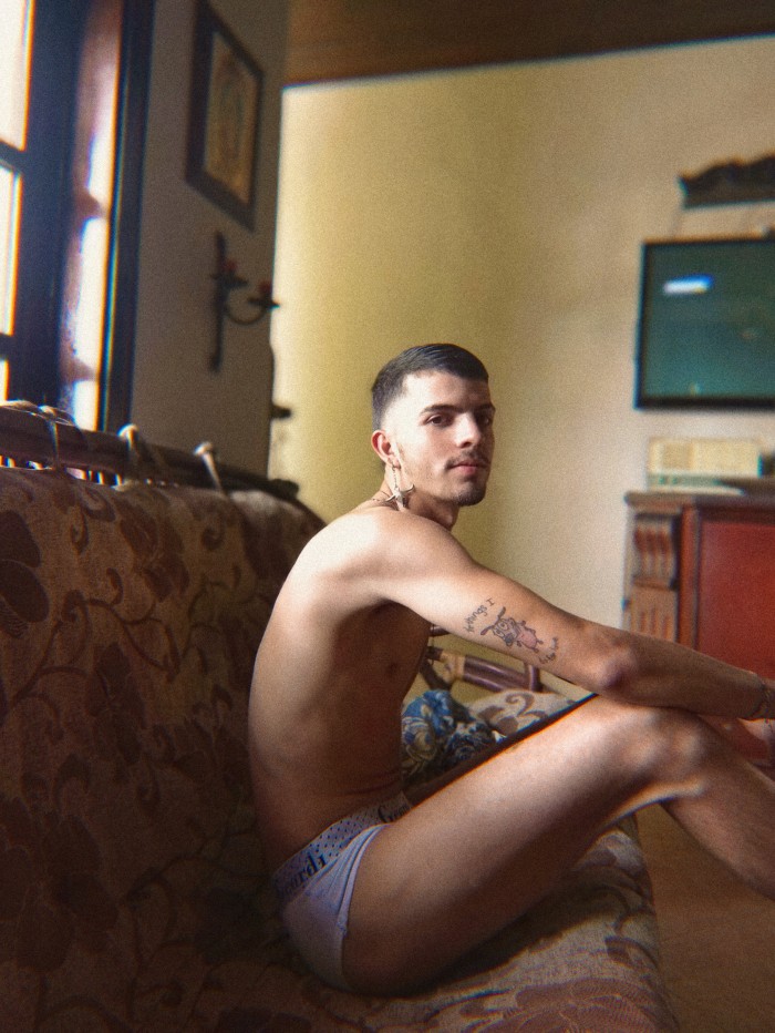 Colombiano twink