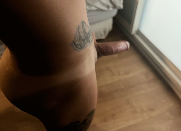 NOVEDAD Chico estudiante Cuerpo fibrado tatuado co