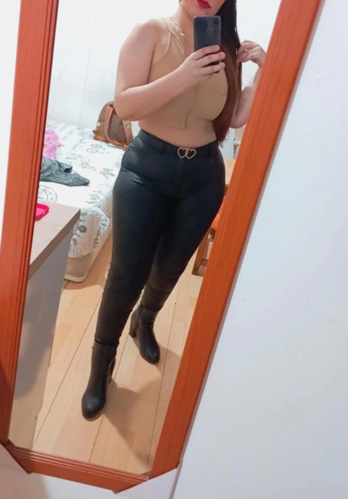 Venezolana Caliente en tu pais