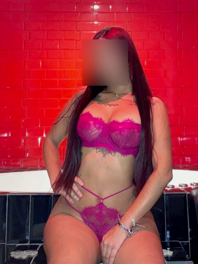 JOVENCITA FIESTERA DISPONIBLE LAS 24 HORAS