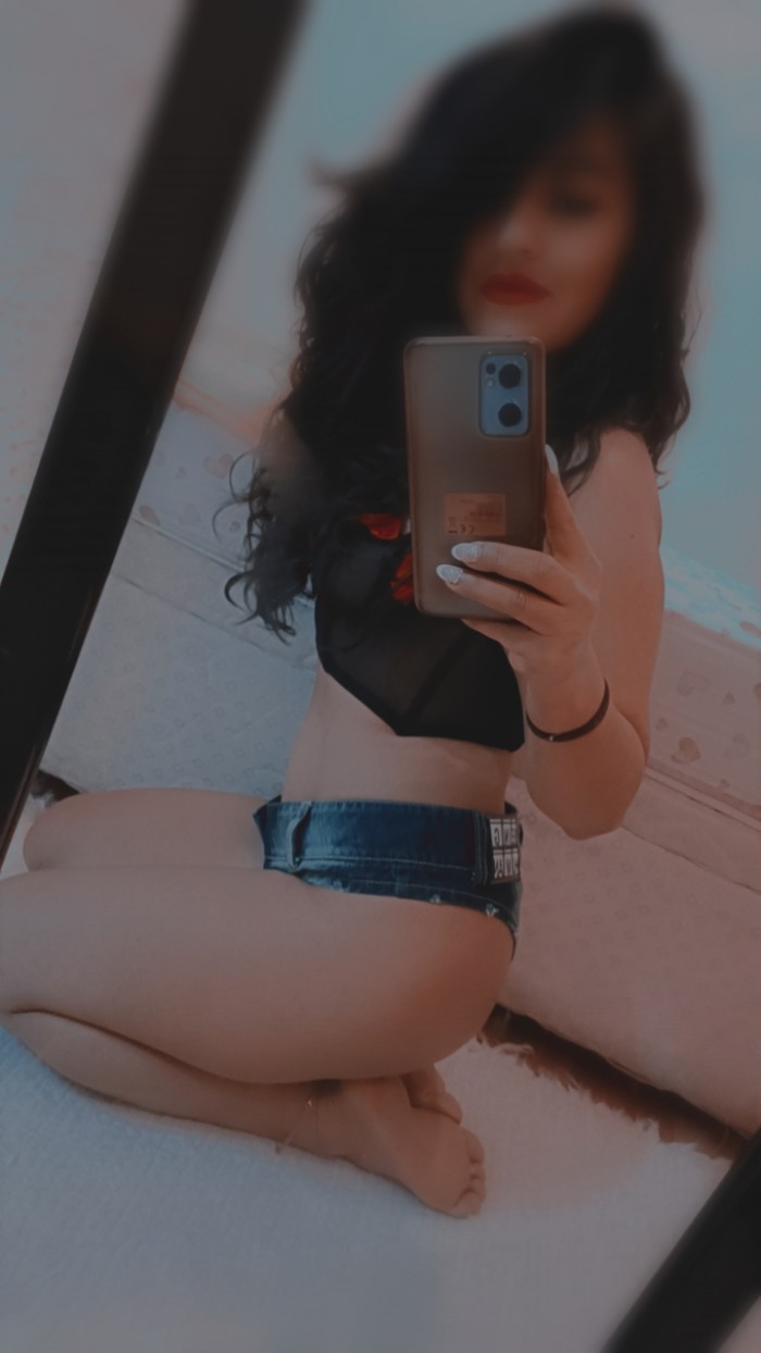 ESCORT DISCRETA, ELEGANTE, DESPLAZAMIENTOS 24HS