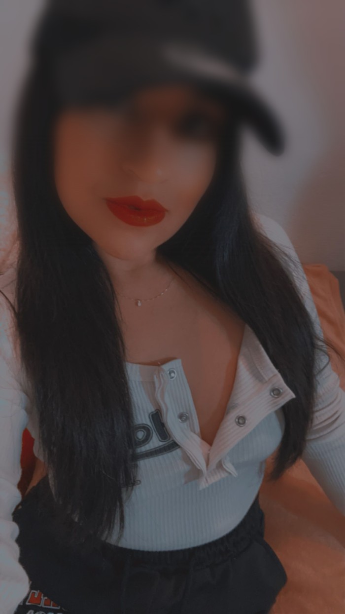 ESCORT DISCRETA, ELEGANTE, DESPLAZAMIENTOS 24HS