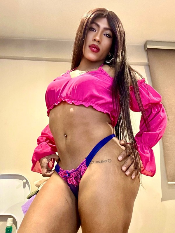 Diosa del sexo 20cmt x 6pulgadas  latina taladra culos XL