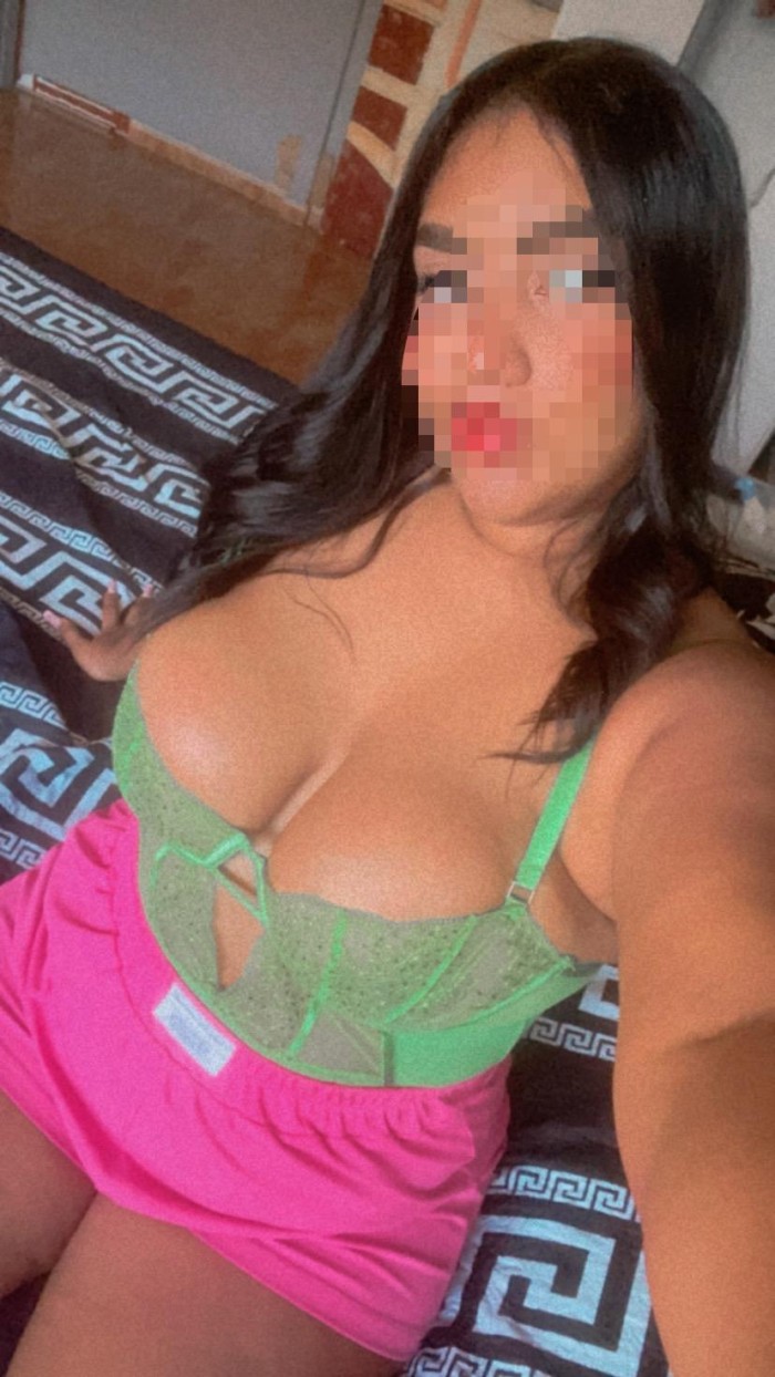 CHICA ESCORT NUEVA EN TU ZONA SALIDA