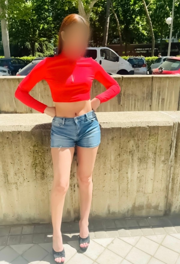 MIA, MASAJISTA PROFESIONAL Y EROTICA, 22 AÑOS, ZONA CUZCO MADRID