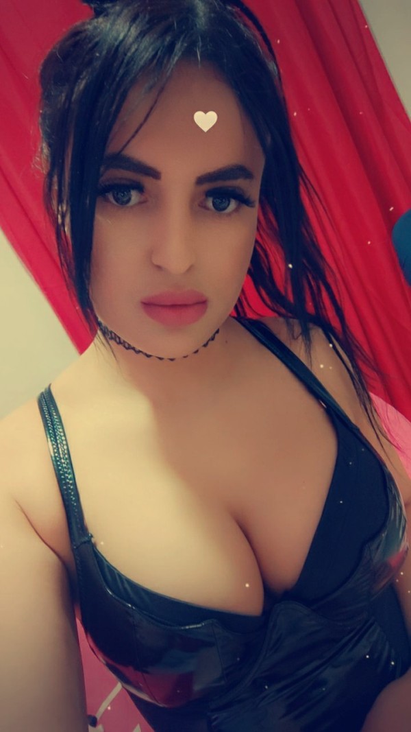 Trans activa,pasiva fiestera dominación de ama