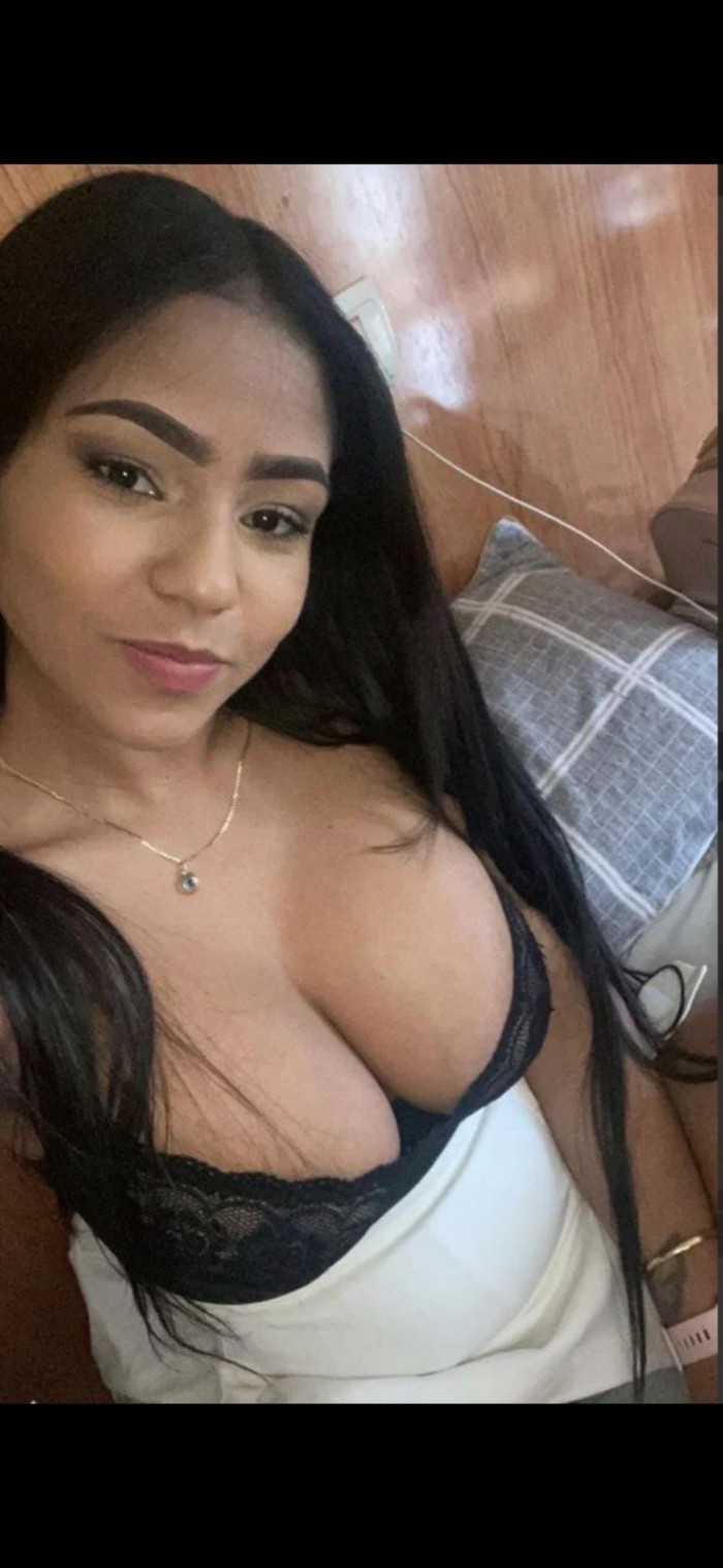 latina hermosa