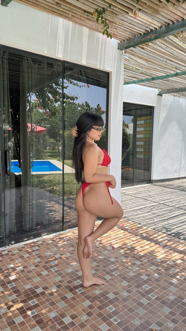 TU LATINA HOT FAVORITA