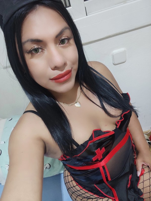 Nena trans super maja y fiestera