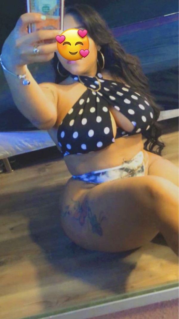 Naomi NOVEDAD en Leganes – Ven a Pasarla Bien Conmigo