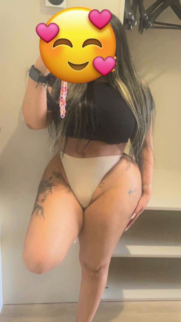 Naomi NOVEDAD en Leganes – Ven a Pasarla Bien Conmigo