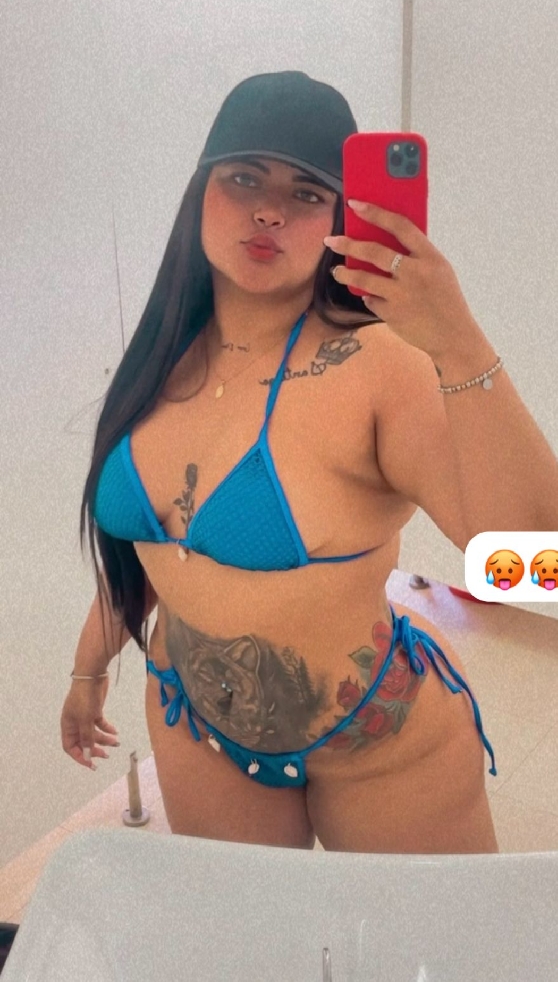 JOVENCITA tatuada FIESTERA CALIENTE COLOMBIANA