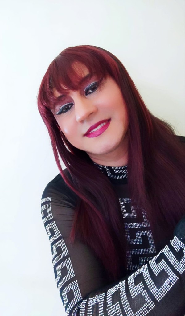 Katherine travesti latina ama  dominante 24 horas