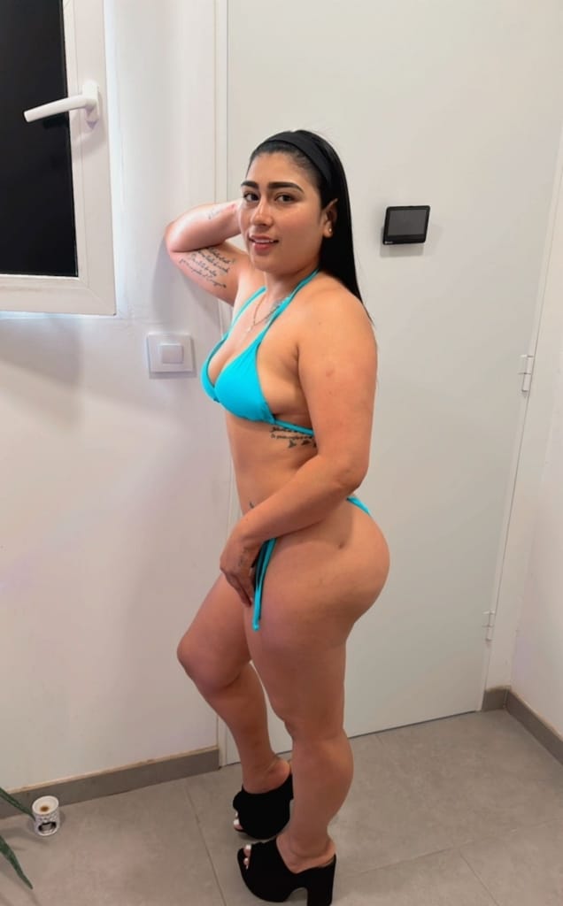 LA SEXI CAMILA