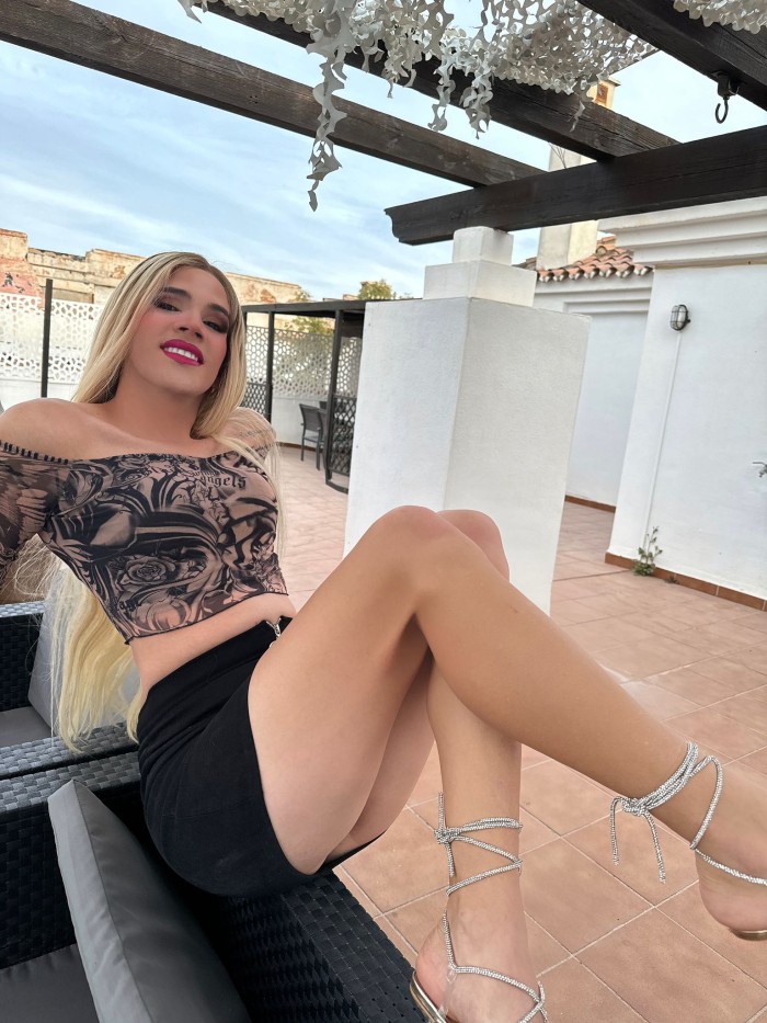 CHICA TRANS POLLANA CD HERMOSA DAMA MORBOSA NOVEDA