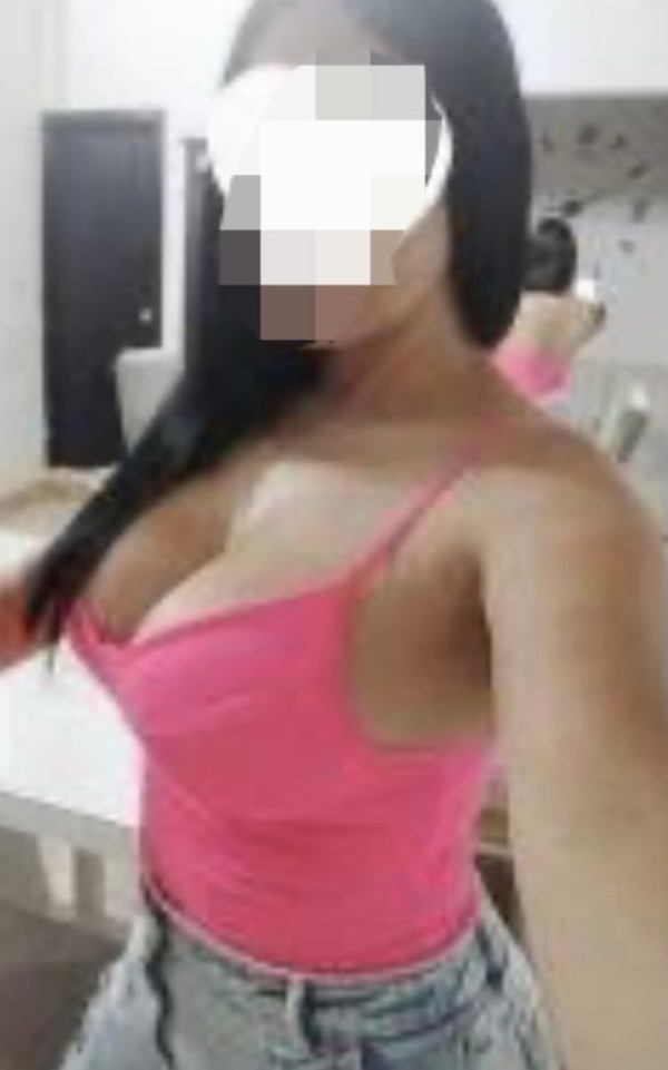 TU MEJOR OPCION EN VILALBA.. HERMOSA LATINA***