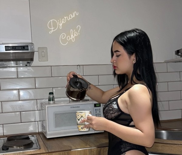 Melany dulce bombón colombiana en Ávila!!