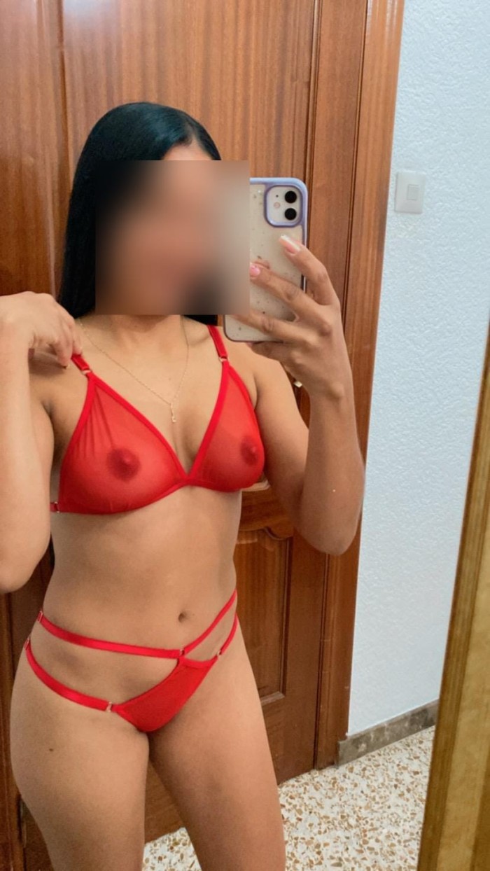 DIOSA DE COMPAÑÍA Y TRATO EXQUISITO, SALIDAS