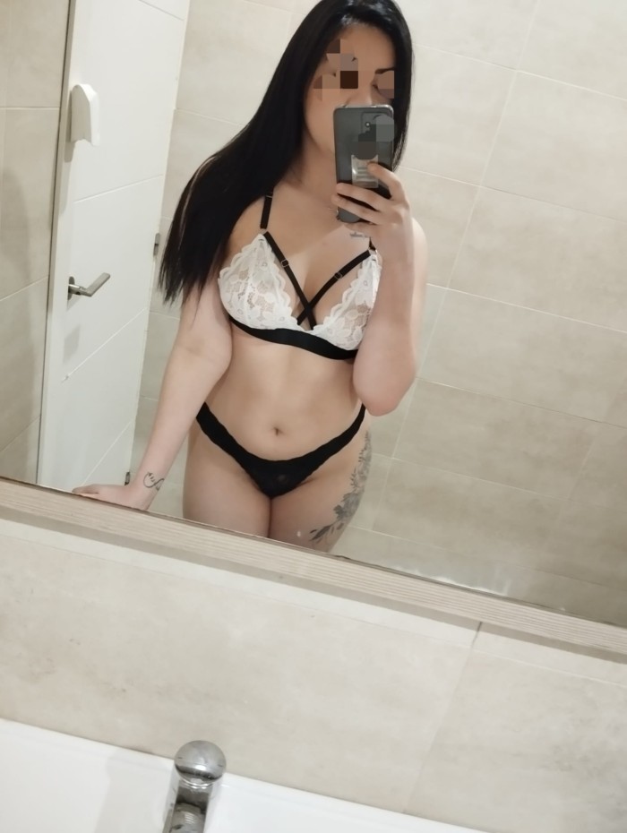 MORBOSA y SENSUAL LATINA DISPONIBLE 24/7