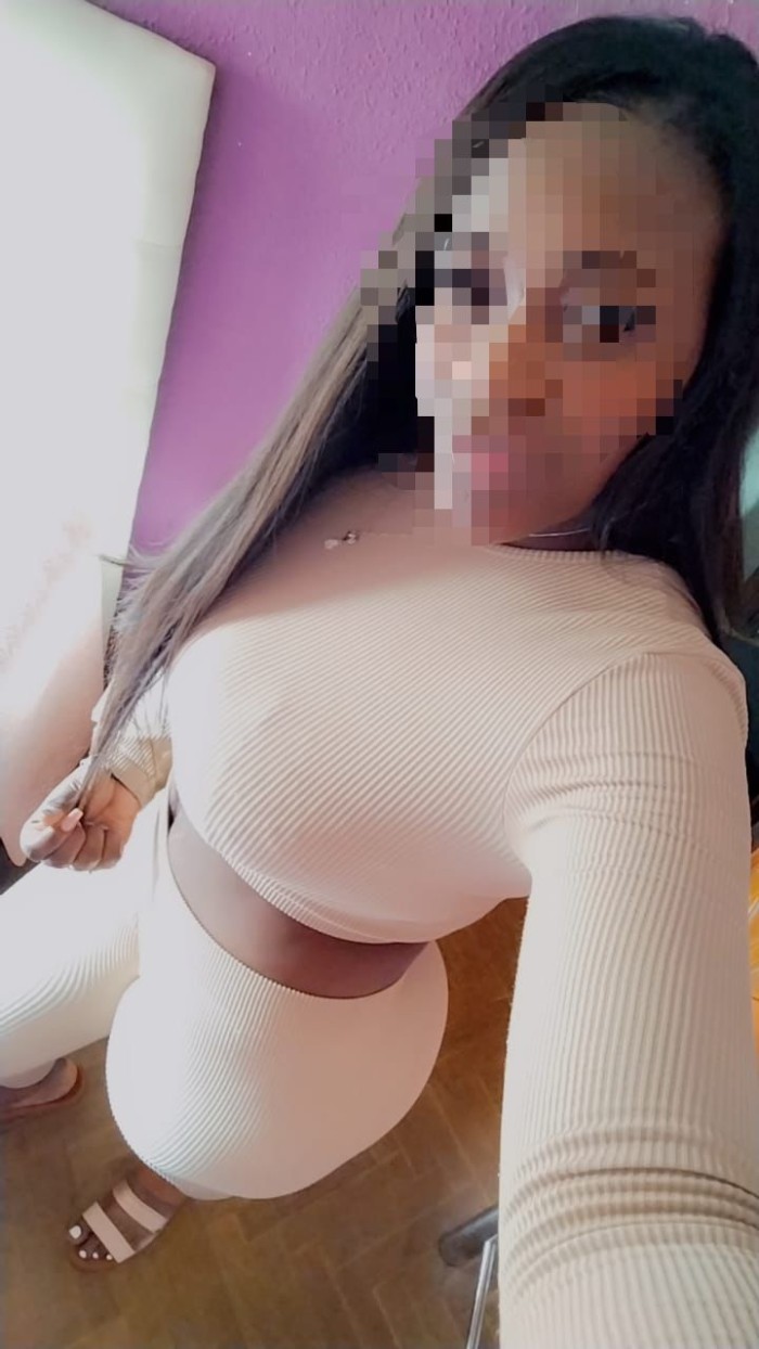 Colombiana negra de infarto