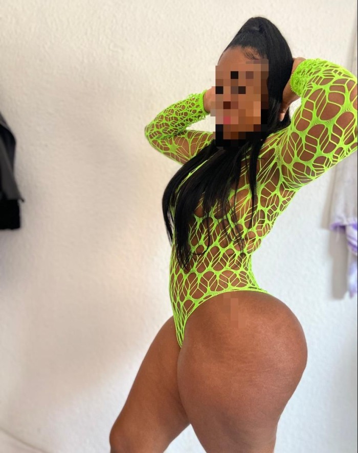 CHICAS CARIÑOSAS Y PRECIOSAS EN TORRASA 24H