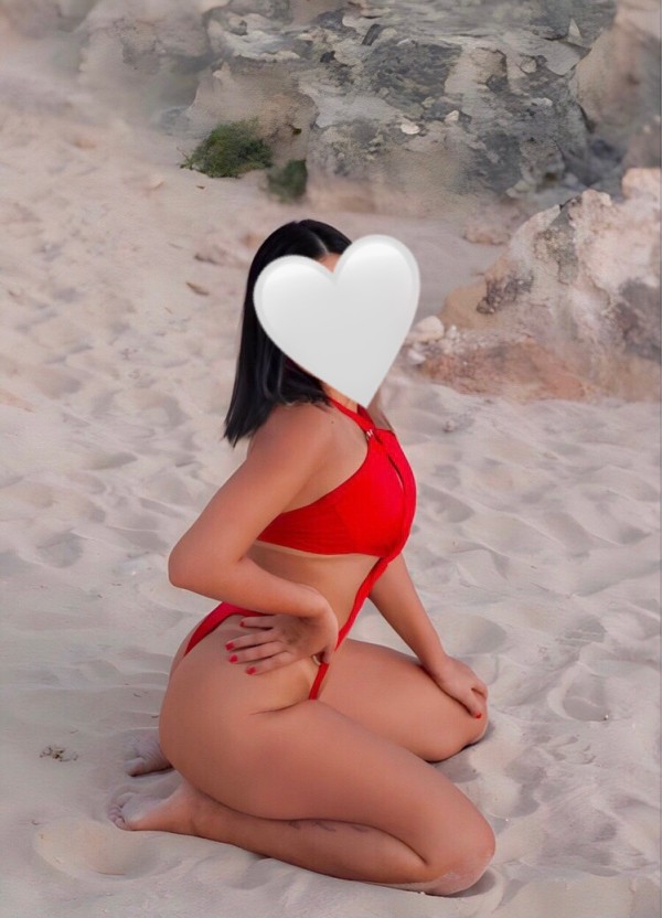 Cariñosa y sexy jovencita complaciente