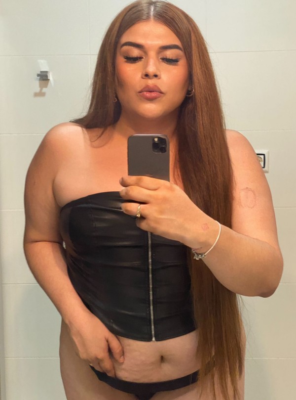 CURVY SEXY LATINA RECIÉN LLEGADA A TU CIUDAD