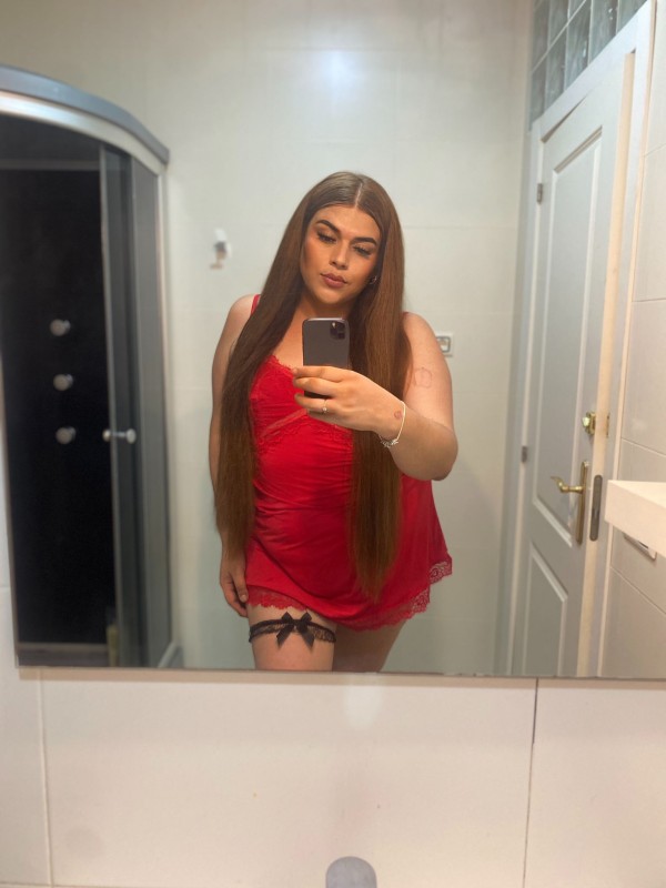 CURVY SEXY LATINA RECIÉN LLEGADA A TU CIUDAD