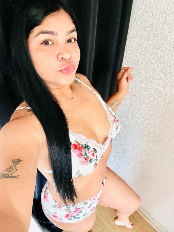 DULCE 28años, JUGUETONA, DIVERTIDA y muy SEXY