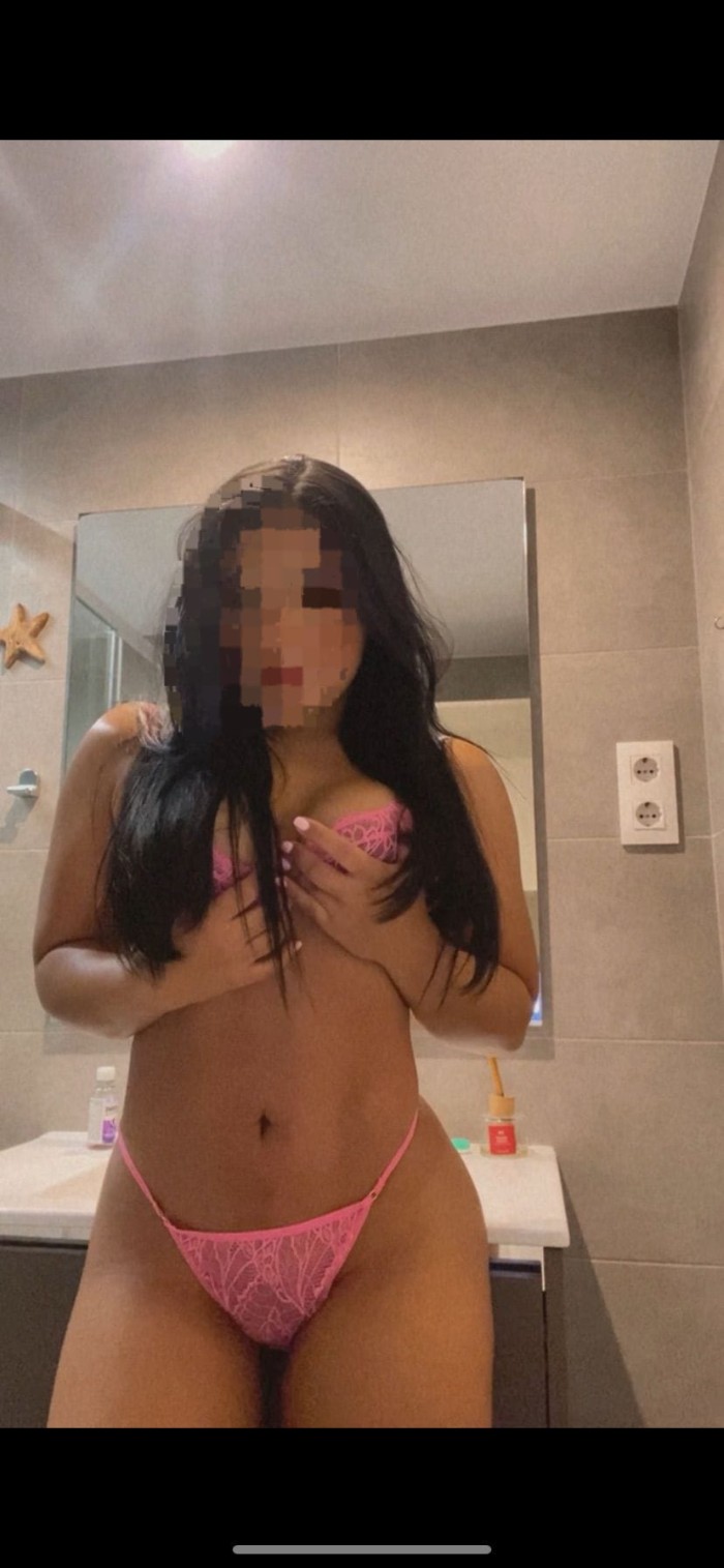 LATINA EXQUISITA, CALIENTE Y PLACENTERA