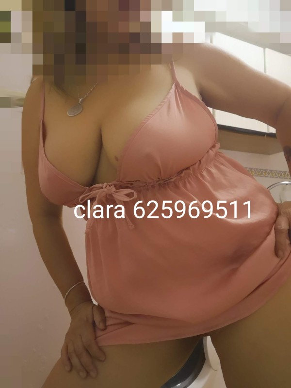 Hermosa latina colombiana madurita CLARA