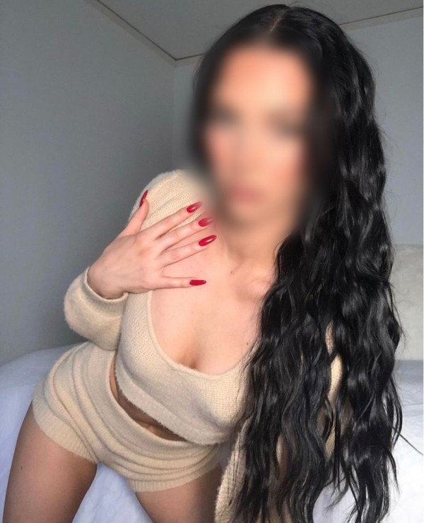 Sandra hermosa colombiana apasionada recién llegDa