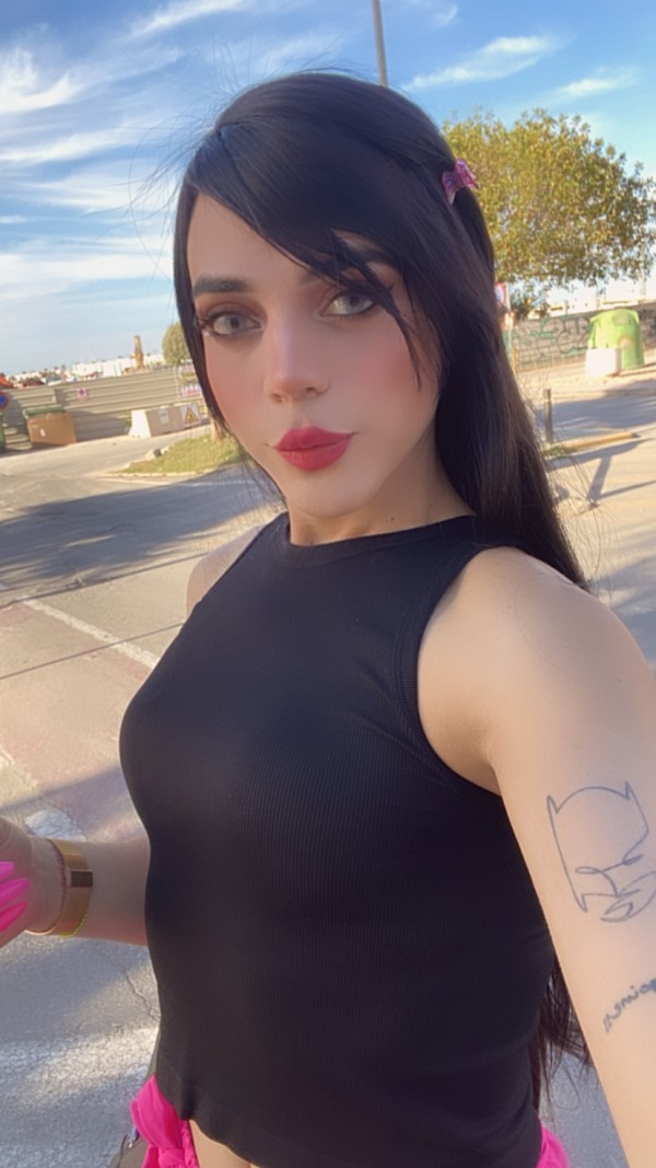 VALENTINA Hermosa Travesti latina me encanta la fiesta y disfrutar