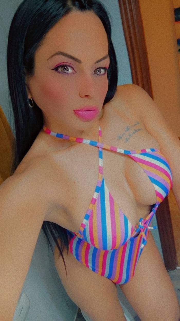 ANDREA TRANS DOMINADORA RICO PENE