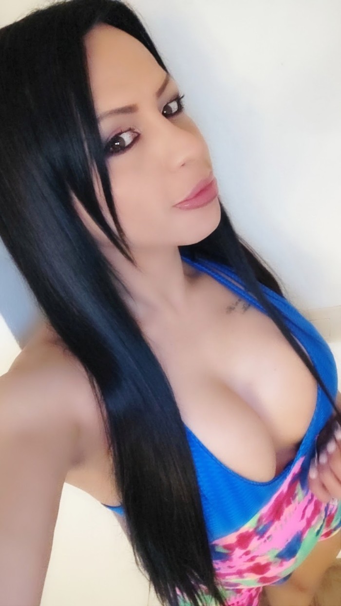 ANDREA TRANS DOMINADORA RICO PENE