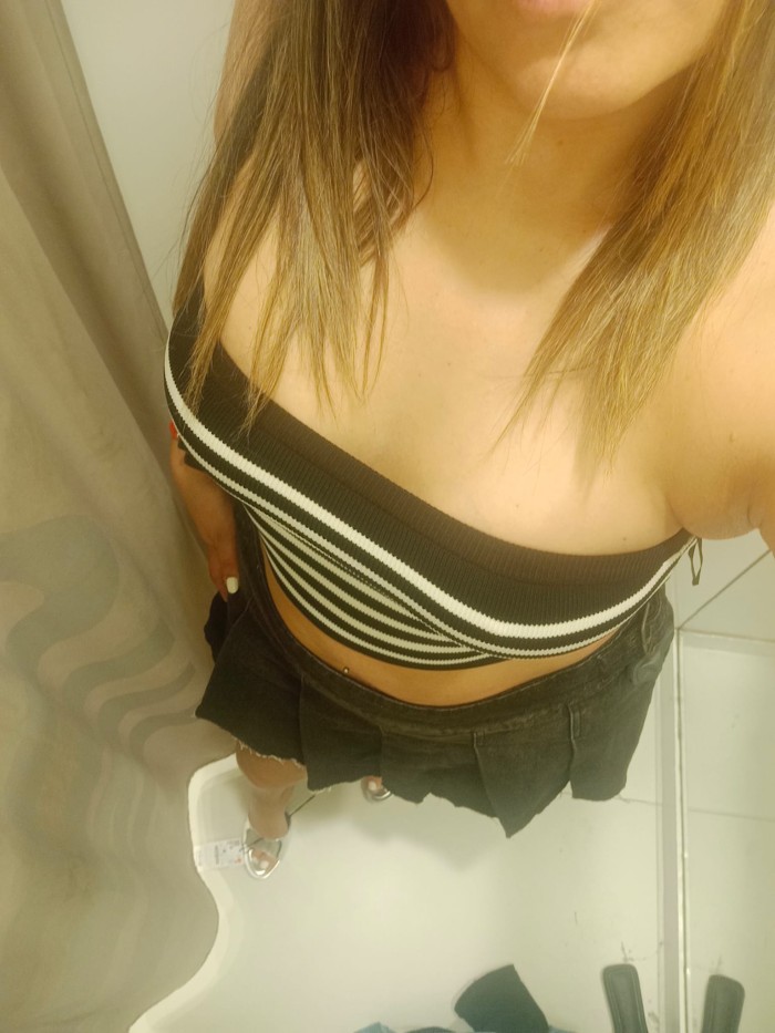 NATALIA 28 años, EXTROVERTIDA, JUGUETONA y muy SEX