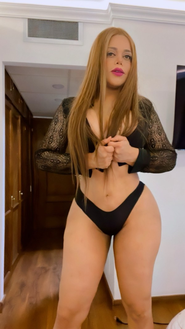 Colombiana  sexy y complaciente