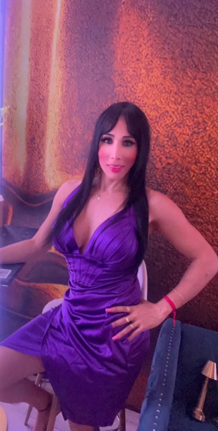 Hermosa transexual modelo ejecutiva ya en Mallorca