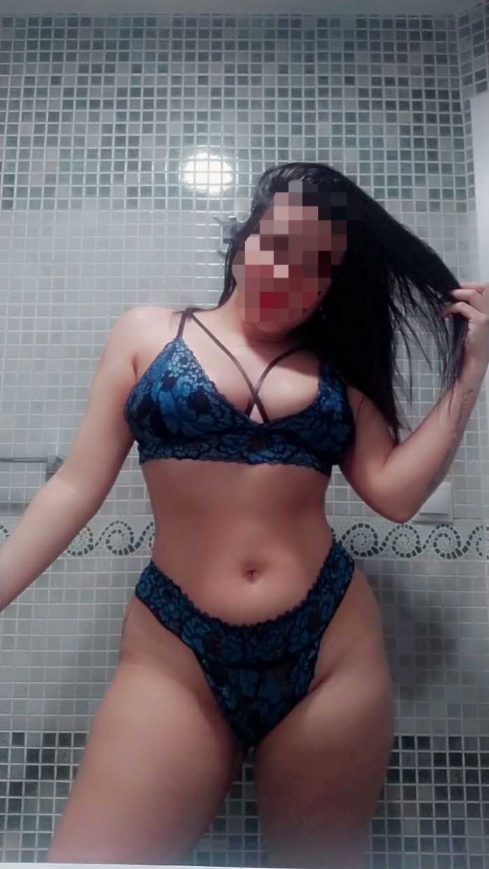 Perrita mala cliente y fiestera24/7(torrassa)