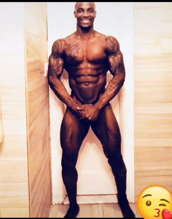 Roberto nuevo macho  africano  de África