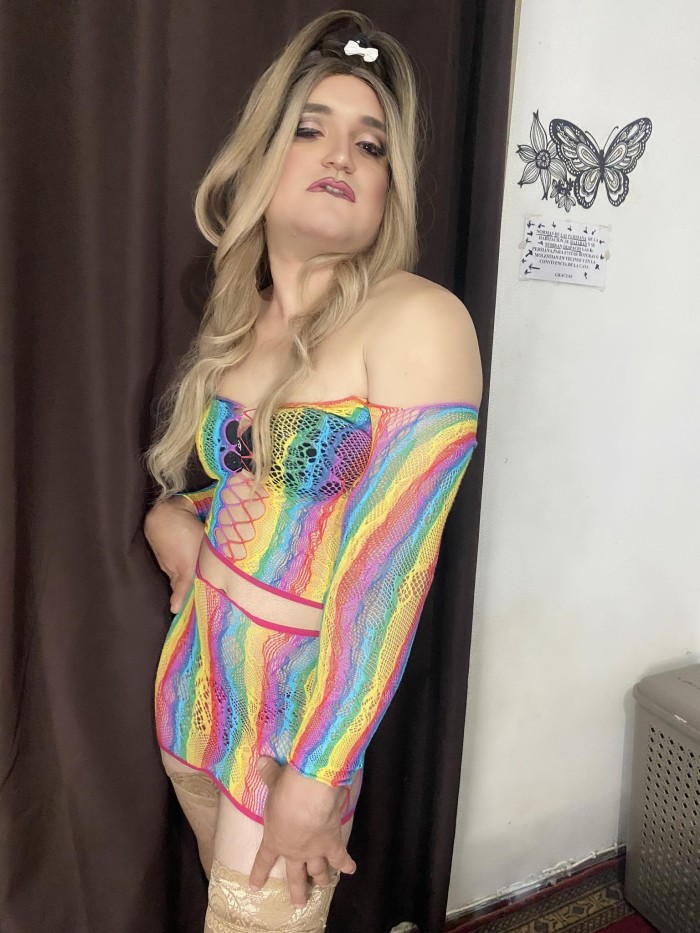 MARIANA TRANS NOVEDAD FIESTERA EN SANTIAGO