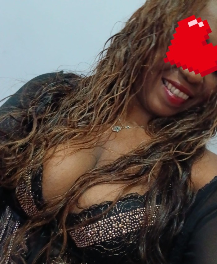 LORENA BRASILEÑA MASAJISTA Y ESCORT