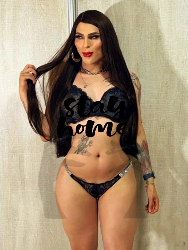 Claudia TRANNY MORENAZA tatuada EXOTICA alta femen