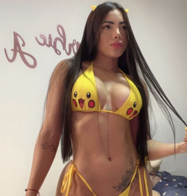 recién llegada a tu ciudad, hermosa transexual de lujo de alto nivel latina