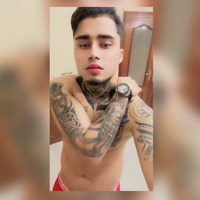 Lion Latino Fiestero Atiendo A Mujer Hombre O Parejas