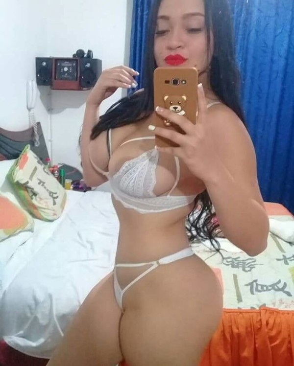 Juguetona divertida y super sexy 24 horas Ponferra