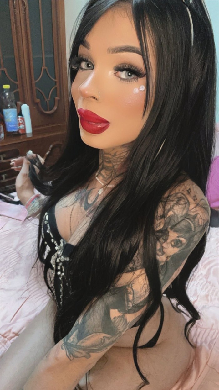 HERMOSA TRANS JOVEN ,DULCE Y DE MUY BUEN TRATO