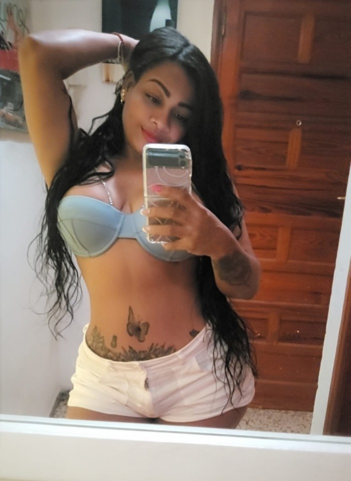 NIKOL 28 años, Dulce, Cariñosa y muy SEXY