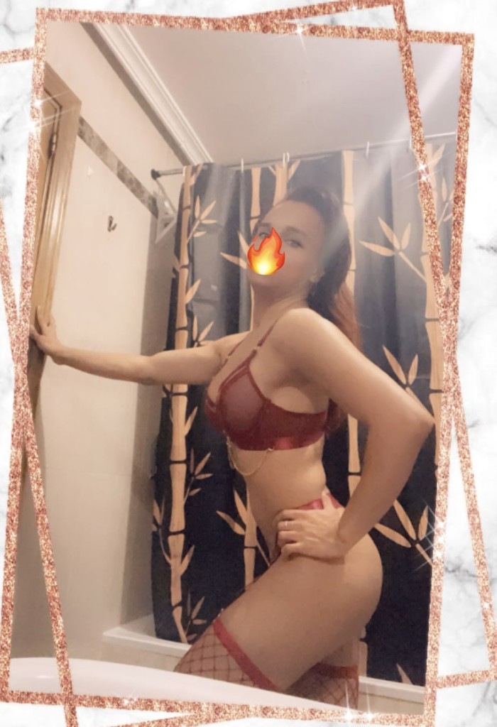 Indira Chica Trans Colombiana Fiestera Sexy