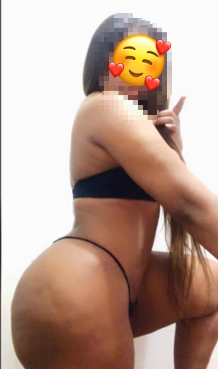 SENSUAL Y CARIÑOSA EN ALMERÍA